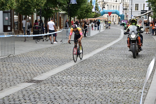 團隊也能更 團隊也能更